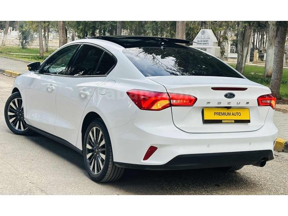 HATASIZ FORD FOCUS TİTANİUM X CAM TAVAN