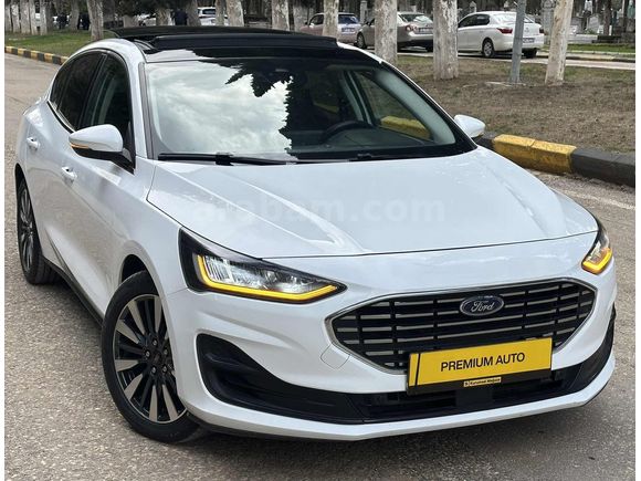 HATASIZ FORD FOCUS TİTANİUM X CAM TAVAN
