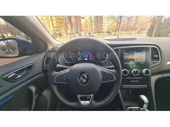 Sahibinden Renault Megane 1.3 TCe Icon 2023 Model 
