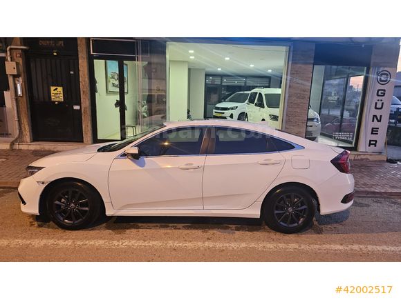GÜNER OTOMOTİV'DEN 2020 HONDA CIVIC MAKYAJLI