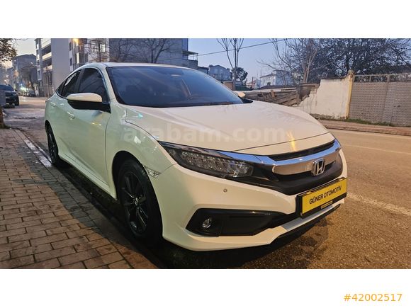 GÜNER OTOMOTİV'DEN 2020 HONDA CIVIC MAKYAJLI