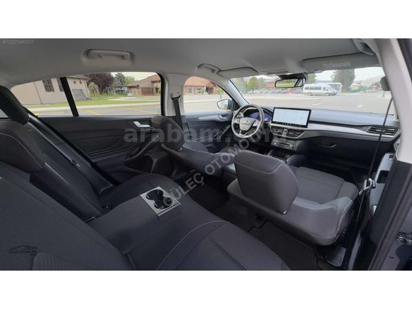 BOYASIZ-FOCUS_SEDAN/TITANIUM X L.RENK İLK ELDEN/%20FT/9.000KM