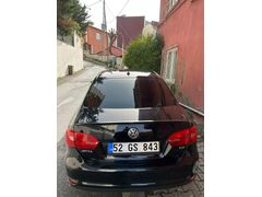 Sahibinden Volkswagen Jetta 1.6 TDi Comfortline 2012 Model  270.000 km Siyah
