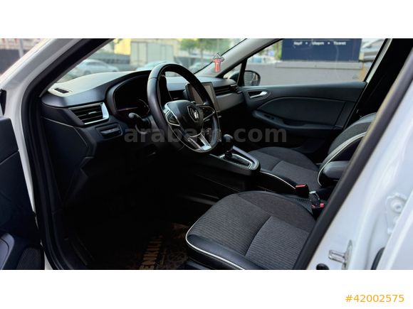 GÜNER OTOMOTİV'DEN 2023 RENAULT CLİO İCON BOYASIZ