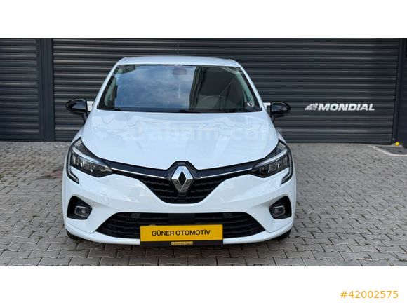 GÜNER OTOMOTİV'DEN 2023 RENAULT CLİO İCON BOYASIZ