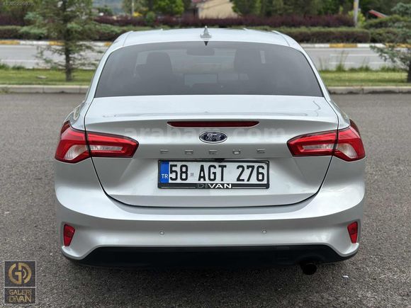 2025 FORD FOCUS 1.5 ECOBLUE TİTANİUM X - BOYASIZ - 12.000 KM -