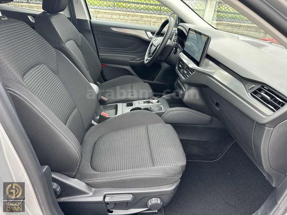 2025 FORD FOCUS 1.5 ECOBLUE TİTANİUM X - BOYASIZ - 12.000 KM -