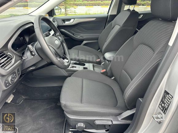 2025 FORD FOCUS 1.5 ECOBLUE TİTANİUM X - BOYASIZ - 12.000 KM -