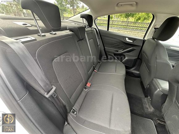 2025 FORD FOCUS 1.5 ECOBLUE TİTANİUM X - BOYASIZ - 12.000 KM -