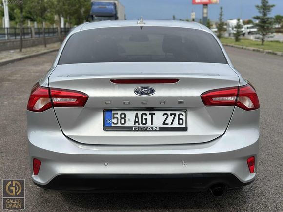 2025 FORD FOCUS 1.5 ECOBLUE TİTANİUM X - BOYASIZ - 12.000 KM -