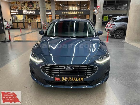 BAYRAKLAR'DAN 2025 FORD FOCUS 1.5 ECOBLUE TİTANİUM X BOYASIZ