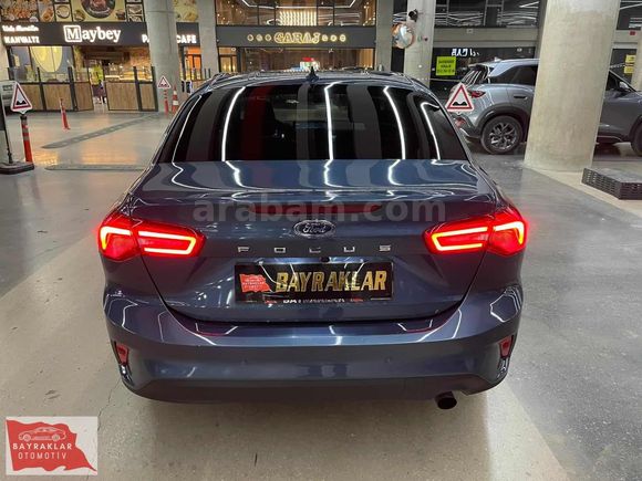 BAYRAKLAR'DAN 2025 FORD FOCUS 1.5 ECOBLUE TİTANİUM X BOYASIZ