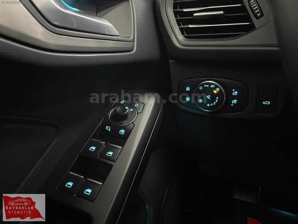 BAYRAKLAR'DAN 2025 FORD FOCUS 1.5 ECOBLUE TİTANİUM X BOYASIZ