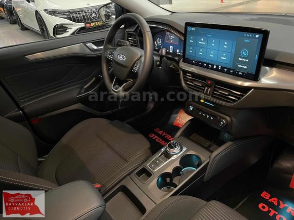 BAYRAKLAR'DAN 2025 FORD FOCUS 1.5 ECOBLUE TİTANİUM X BOYASIZ