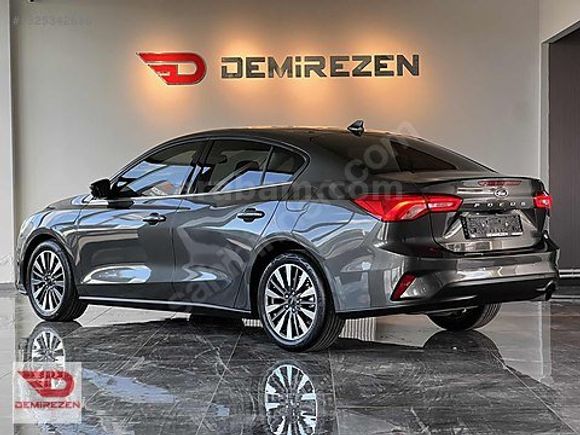 DEMİREZEN'DEN 2025 FOCUS TİTANİUM-X KIŞ PAKETLİ KOLTUK ISITMALI