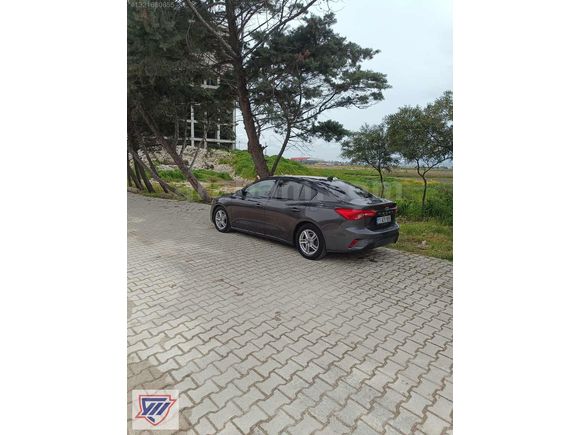 FOCUS TREND X 1.5 DİZEL OTOMATİK