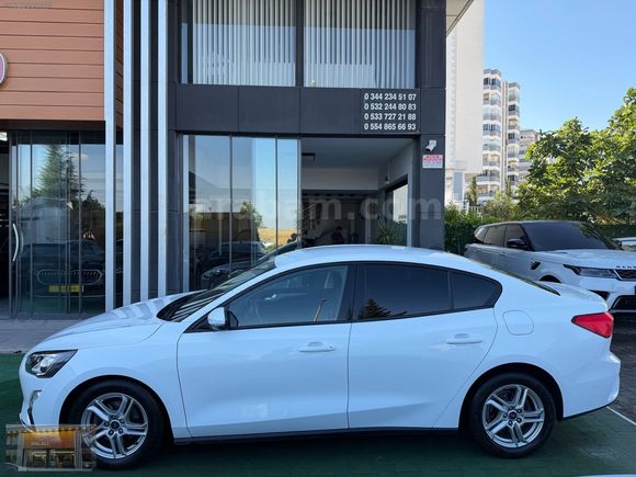 2020-FOCUS 1.5EcoBlue 8 İLERİ OTOMATİK+CRUİSE+122bin KM+BAKIMLI