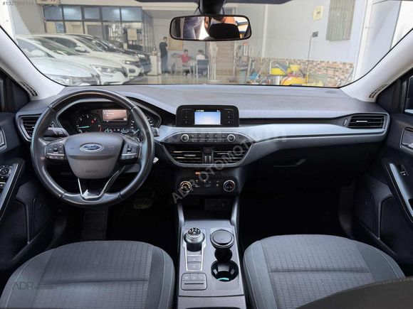 2019 MODEL FORD FOCUS 1.5 EcoBlue Trend X