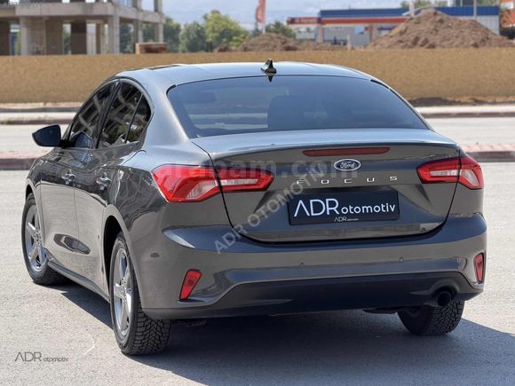 2019 MODEL FORD FOCUS 1.5 EcoBlue Trend X