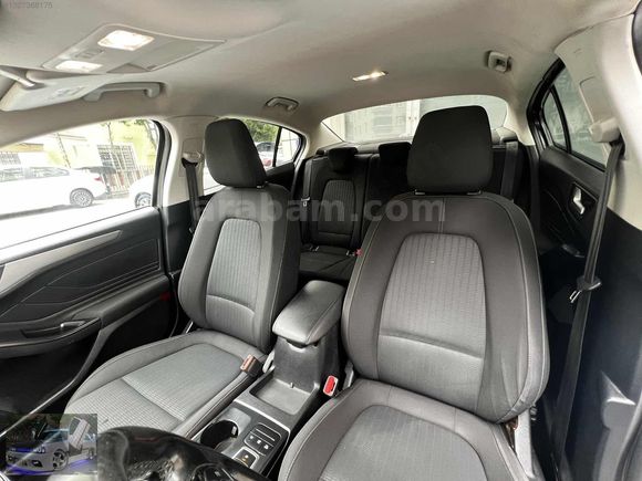 AKŞEN'den 0,89 KREDİ İMKANI 2021 MODEL FORD FOCUS