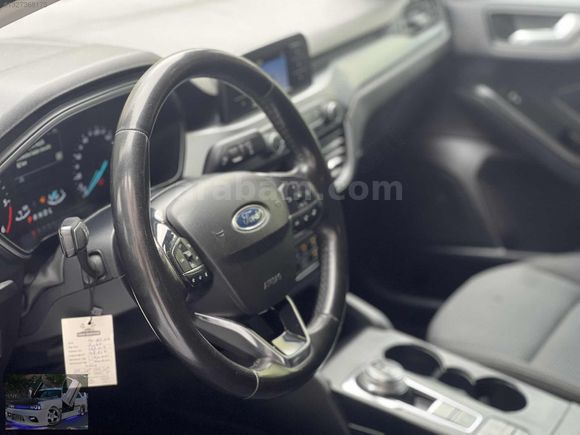 AKŞEN'den 0,89 KREDİ İMKANI 2021 MODEL FORD FOCUS