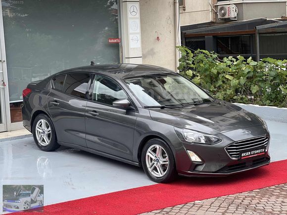 AKŞEN'den 0,89 KREDİ İMKANI 2021 MODEL FORD FOCUS