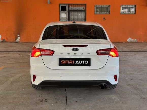 SIFIR1 AUTO'dan 2020 HATASIZ FORD FOCUS 1.5 ECOBLUE TREND X