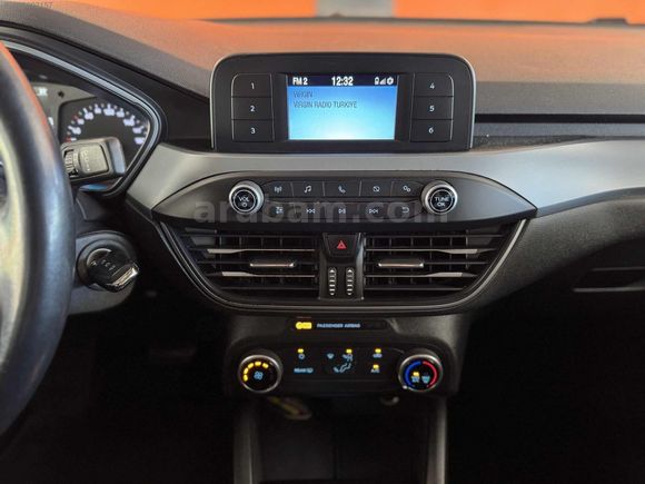 SIFIR1 AUTO'dan 2020 HATASIZ FORD FOCUS 1.5 ECOBLUE TREND X