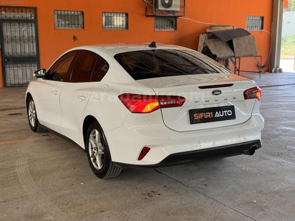 SIFIR1 AUTO'dan 2020 HATASIZ FORD FOCUS 1.5 ECOBLUE TREND X
