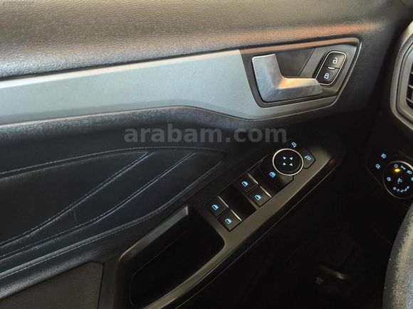 SIFIR1 AUTO'dan 2020 HATASIZ FORD FOCUS 1.5 ECOBLUE TREND X