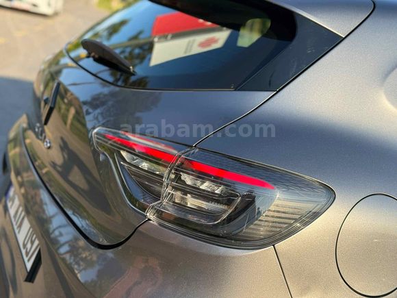 Sahibinden Renault Clio 1.0 TCe Evolution 2024 Model 