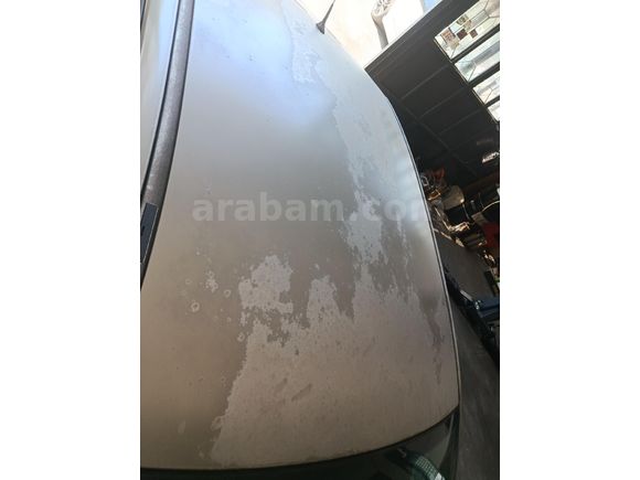 2.Sahibinden Renault Megane 1.5 dCi Exception 2009 Model  255.000 km Bej