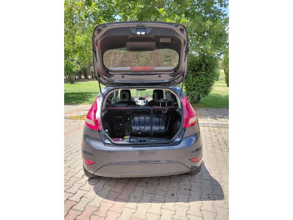 Sahibinden Ford Fiesta 1.4 Titanium 2009 Model