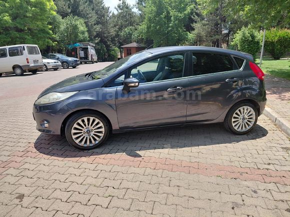 Sahibinden Ford Fiesta 1.4 Titanium 2009 Model