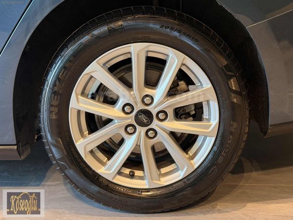 KÖSEOĞLU'DAN FORD FOCUS HATASIZ BOYASIZ OTOMATİK
