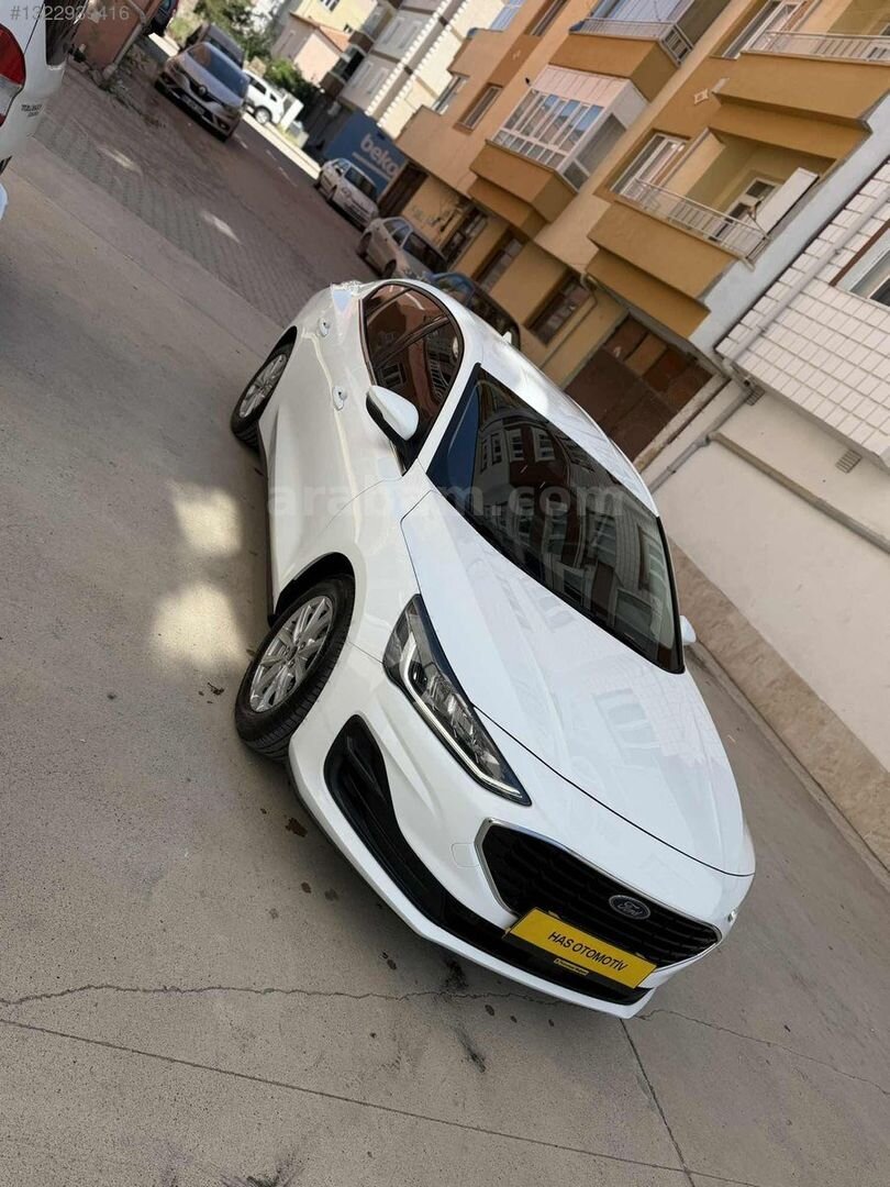 Galeriden Ford Focus 1.5 EcoBlue Trend X 2022 Model Yozgat 83.500 km Beyaz 3