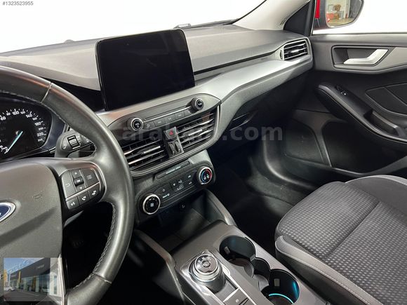 HEDEF RENAULT'DAN 0,99 KREDİ 2024 FOCUS TREND X ECOBLUE %20