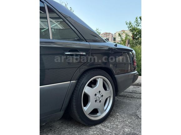 Sahibinden Mercedes - Benz E 200 1993 Model