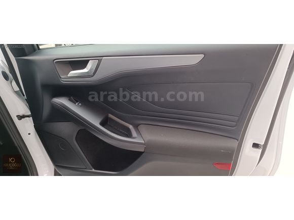 66900 km * 2024 Model Garantili Focus 1.5 dizel