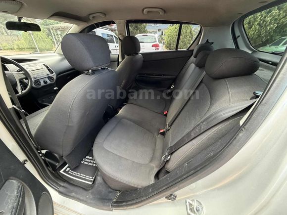 HYUNDAİ İ20 2012 MODEL-TEMİZ BAKIMLI