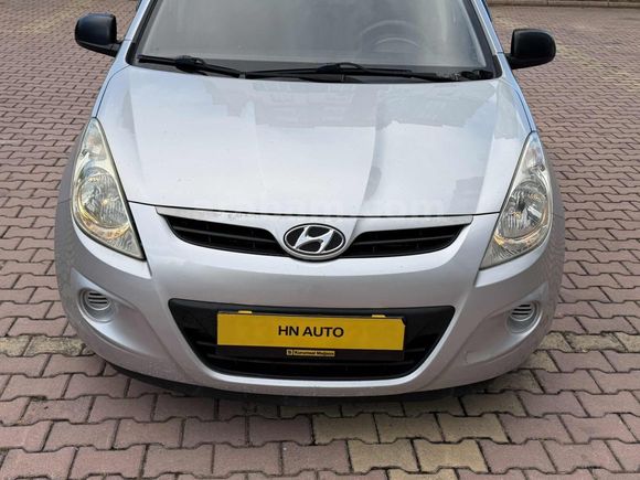 HYUNDAİ İ20 2012 MODEL-TEMİZ BAKIMLI