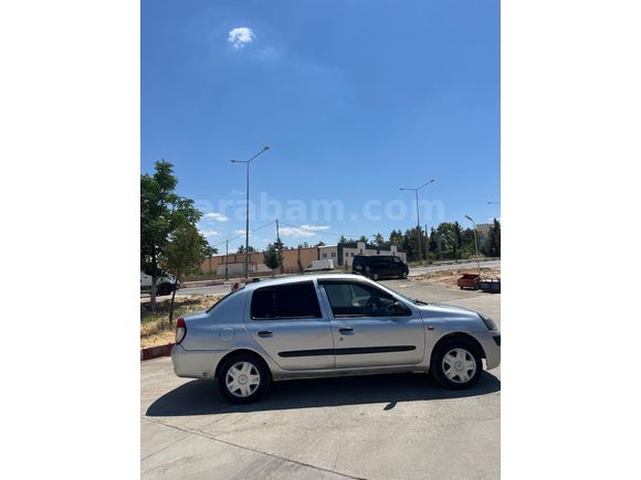symbol 1.4 Lpg benzin km 220.000 1 değişenli