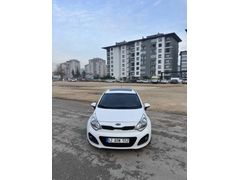 Değişensiz Boyasız Otomatik Kia Rio  