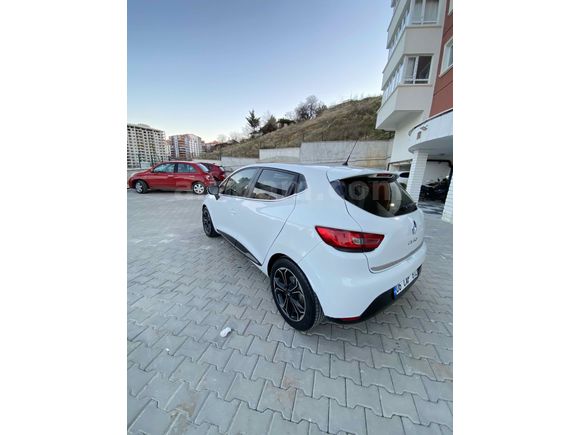 Sahibinden Renault Clio 1.2 Joy 2015 Model  217.500 km Beyaz