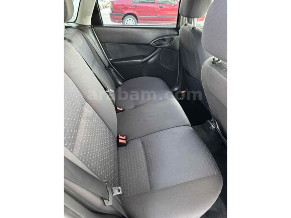 Galeriden Ford Focus 1.6 Ghia 2005 Model Çorum