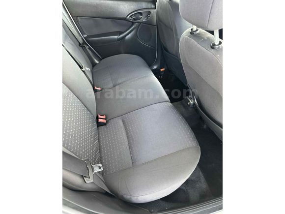 Galeriden Ford Focus 1.6 Ghia 2005 Model Çorum