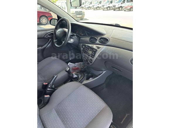 Galeriden Ford Focus 1.6 Ghia 2005 Model Çorum