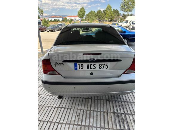 Galeriden Ford Focus 1.6 Ghia 2005 Model Çorum