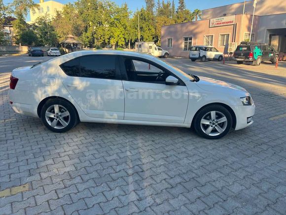 Sahibinden Skoda Octavia 1.6 TDI Optimal 2014 Model 