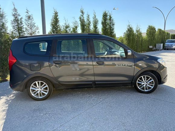 Sahibinden Dacia Lodgy 1.5 dCi Stepway 2017 Model 